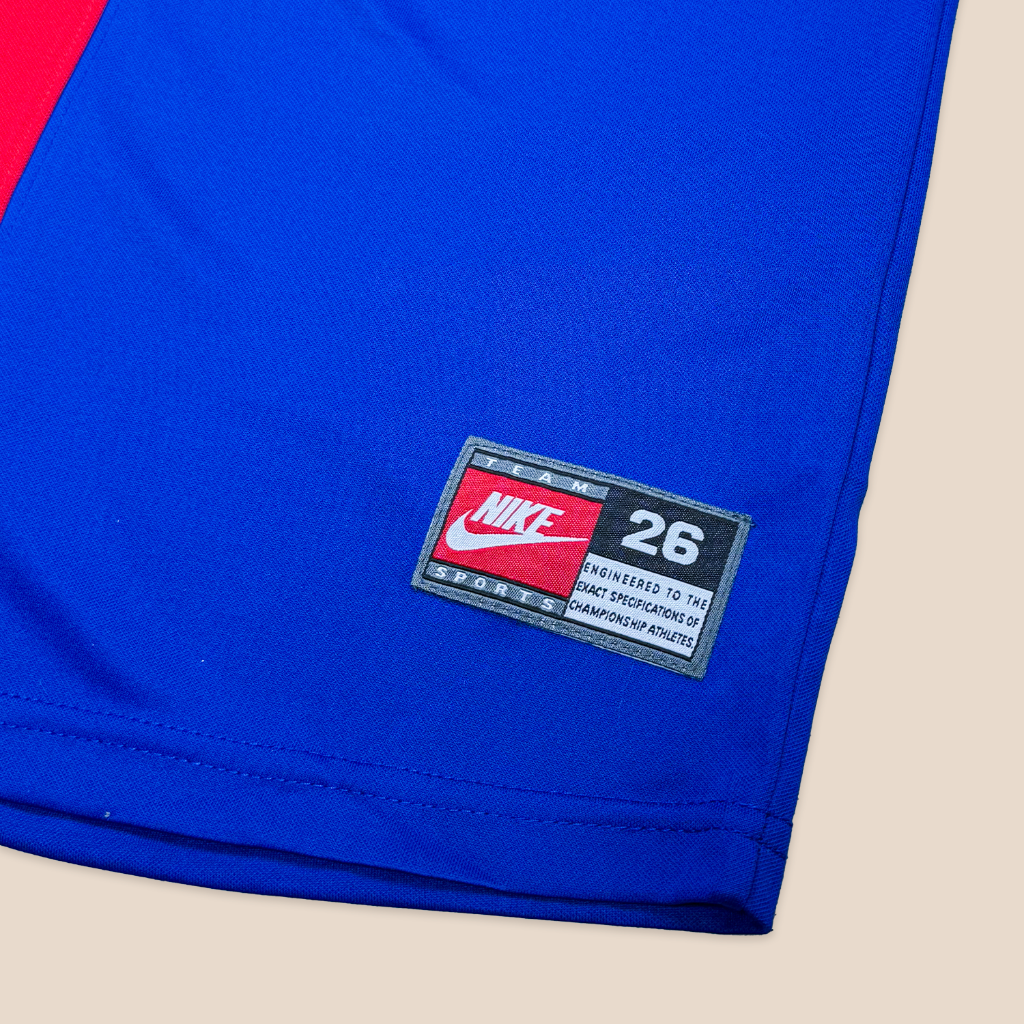 FC Barcelona 1999/00 Home for Kids