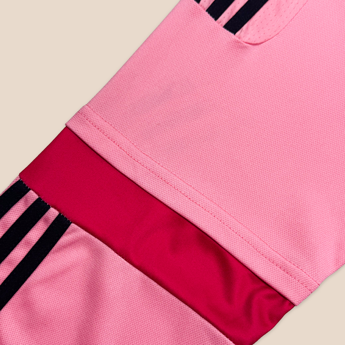 Juventus 2015/16 Away