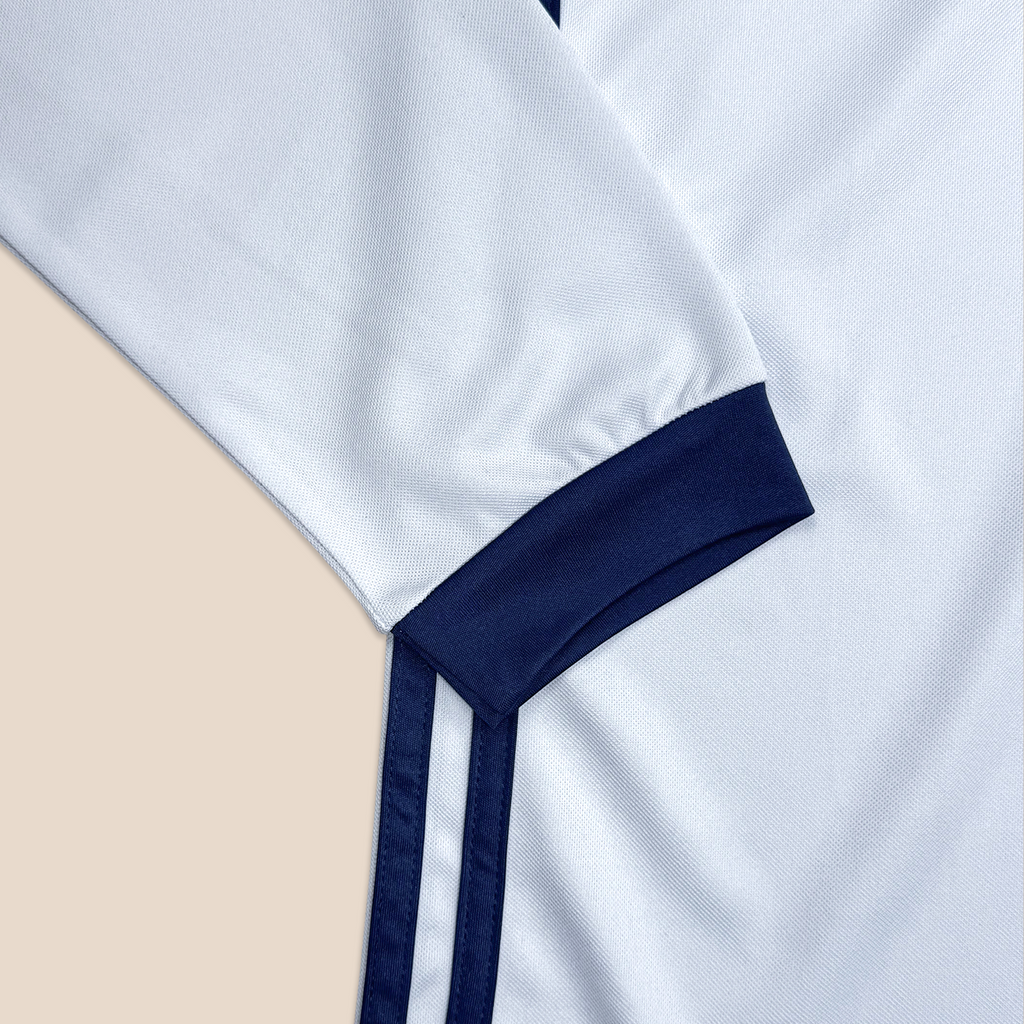 Real Madrid 2016/17 Home