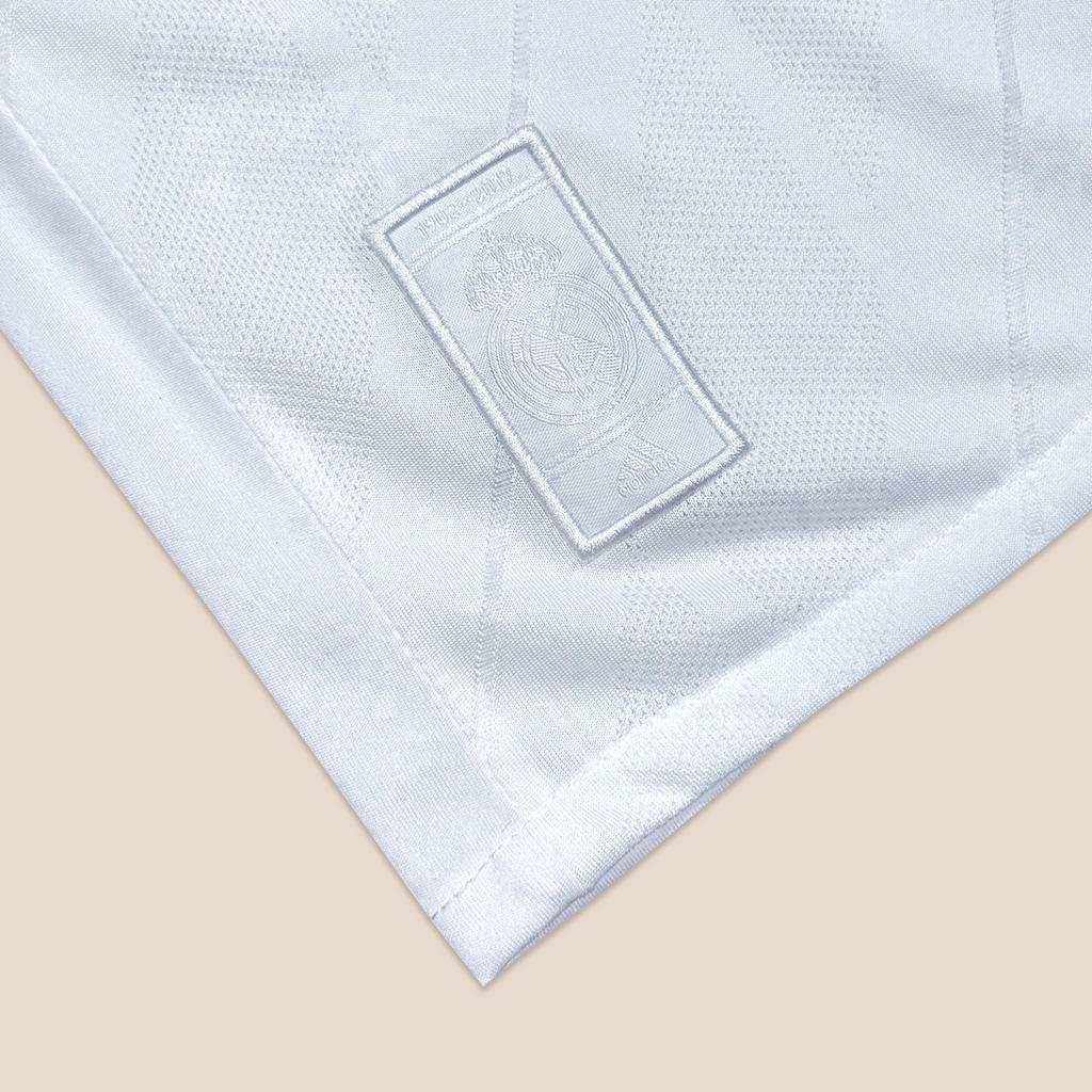 Real Madrid 2017/18 Home