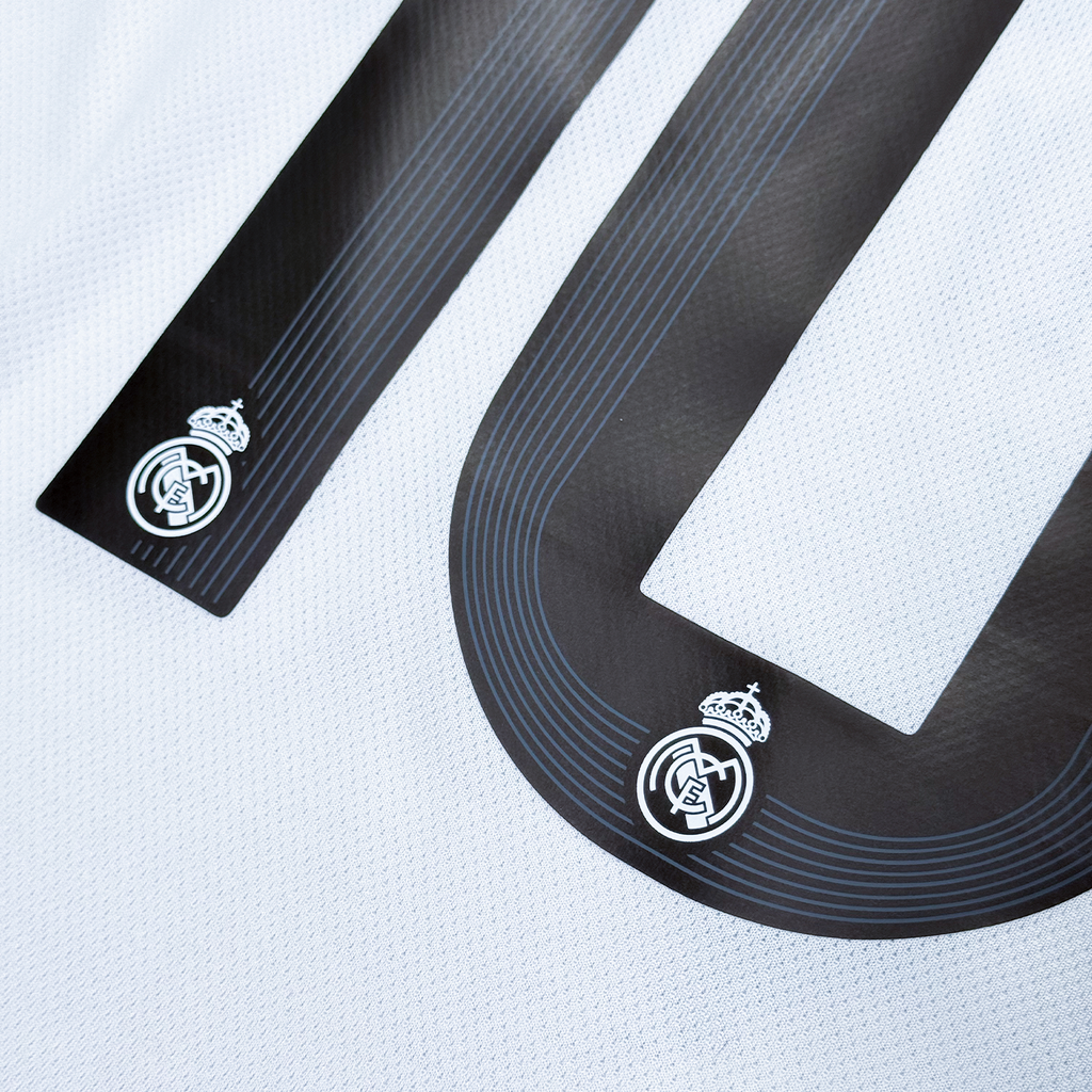 Real Madrid 2025/26 Home Version Player